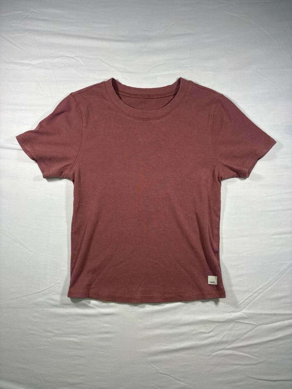 Vuori Ribbed Basic Tee - Burgundy